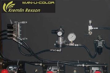 (3) ПАНЕЛЬ регулировки подачи жидкого материала MAN-U-COLOR (3) ПАНЕЛЬ регулировки подачи жидкого материала MAN-U-COLOR